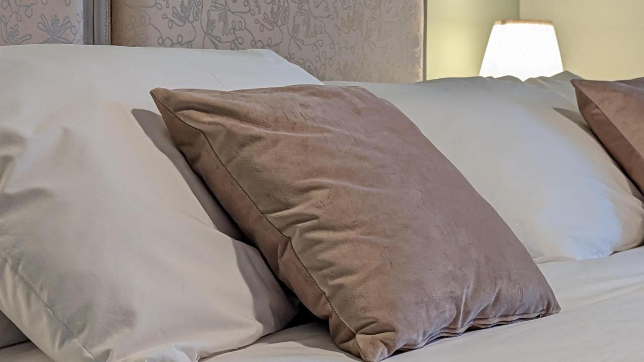 Lechatelet Chambres D'Hotes Cascarot מראה חיצוני תמונה