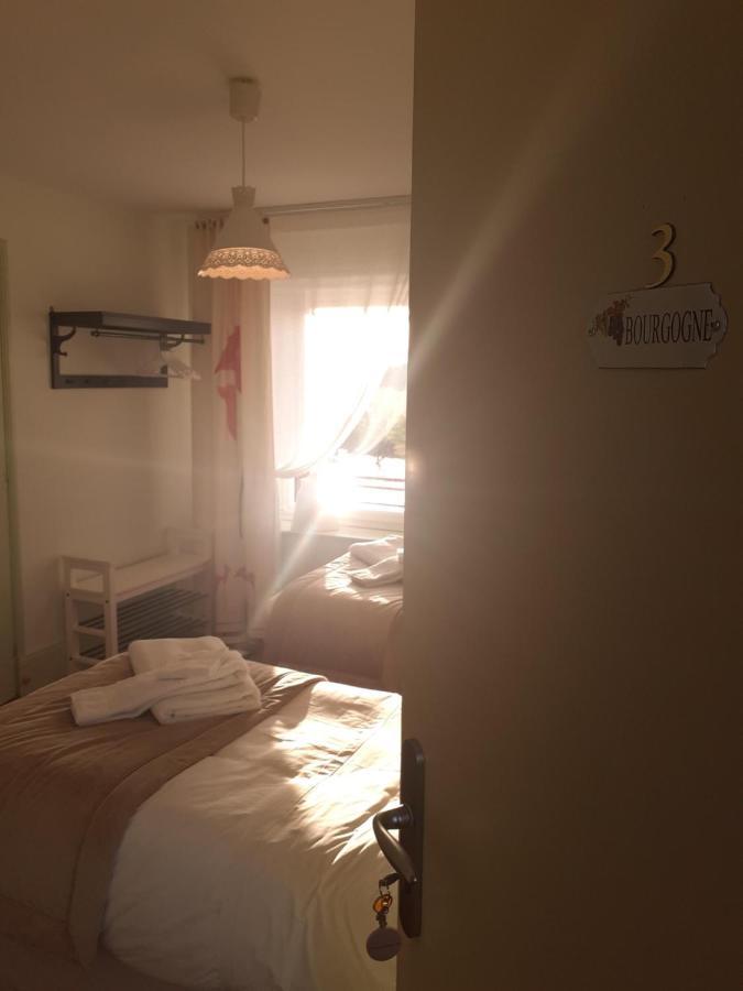 Lechatelet Chambres D'Hotes Cascarot מראה חיצוני תמונה
